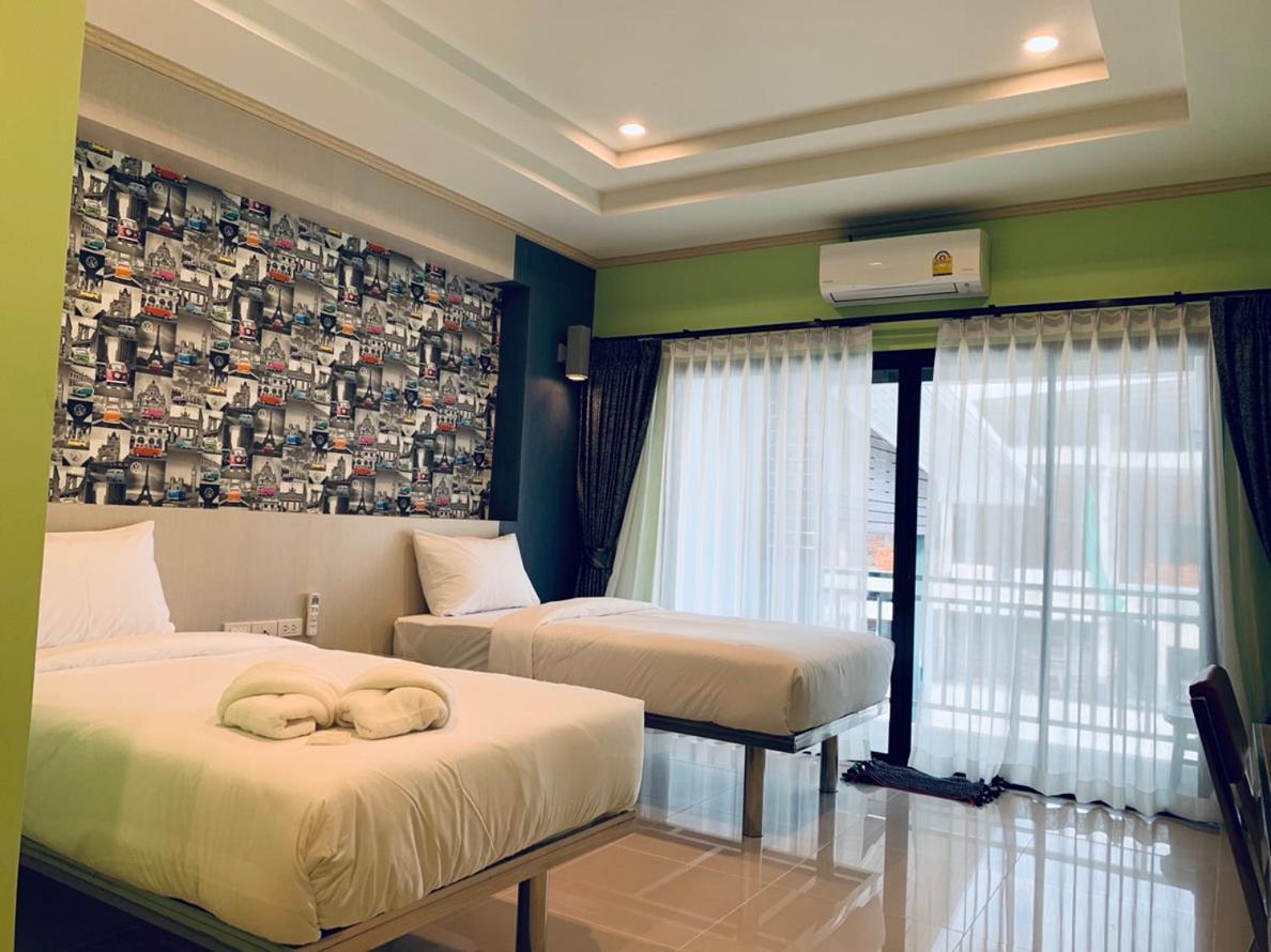โรงแรมมาลินี Surin Esterno foto