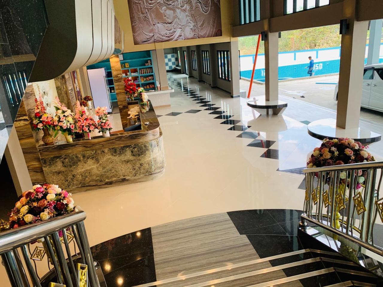 โรงแรมมาลินี Surin Esterno foto