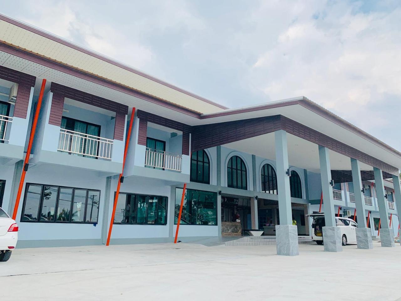 โรงแรมมาลินี Surin Esterno foto